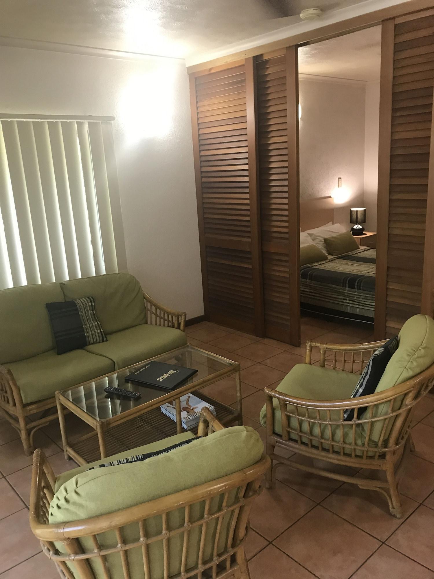 Port Douglas Palm Villas ภายนอก รูปภาพ